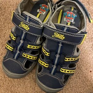 Boys Paw Patrol sandal sz 11